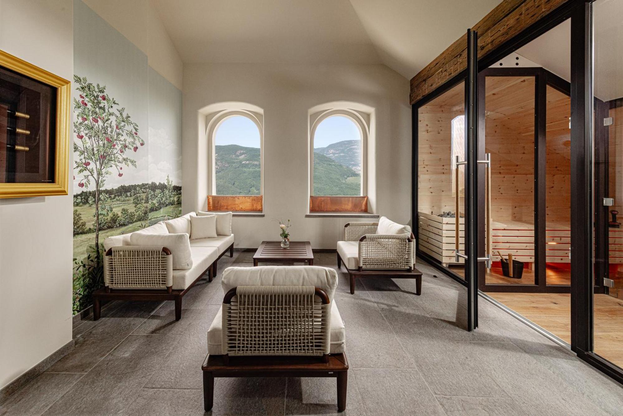 Castel Sallegg Suites Adults Only Caldaro Exteriér fotografie